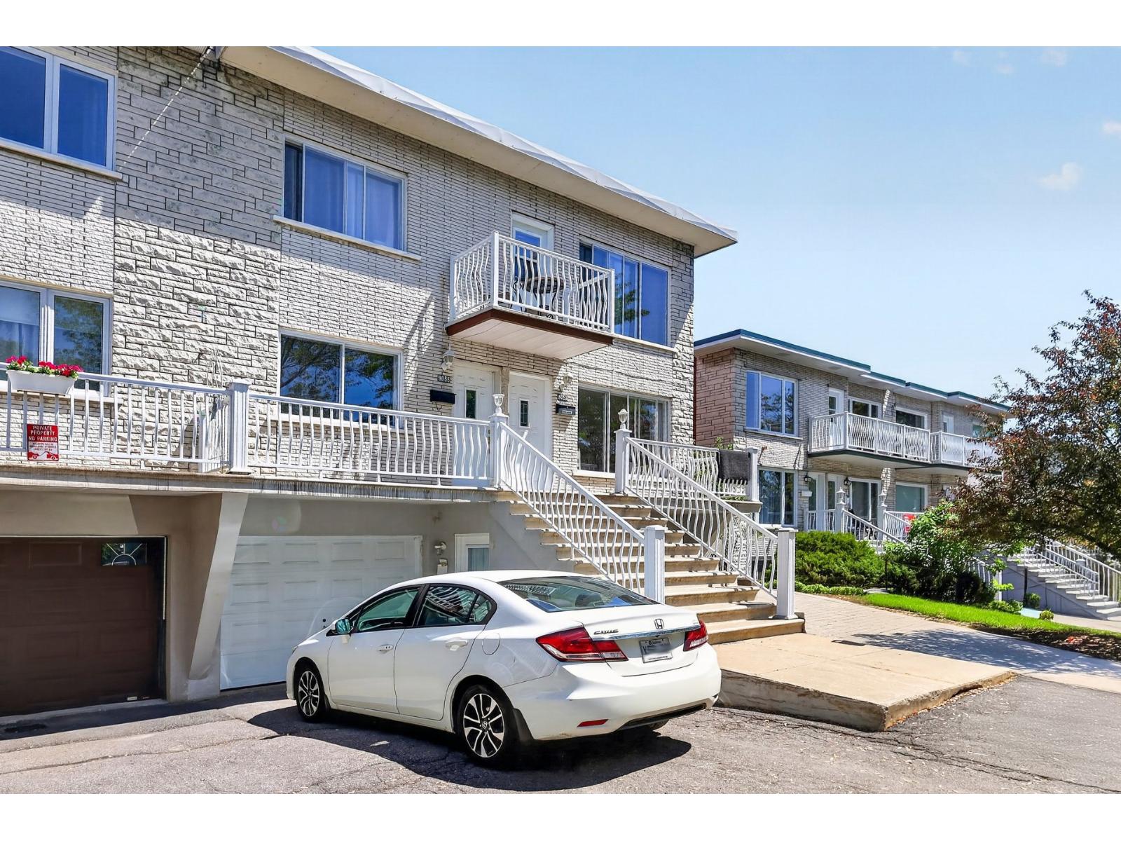 9053A Rue de Godbout