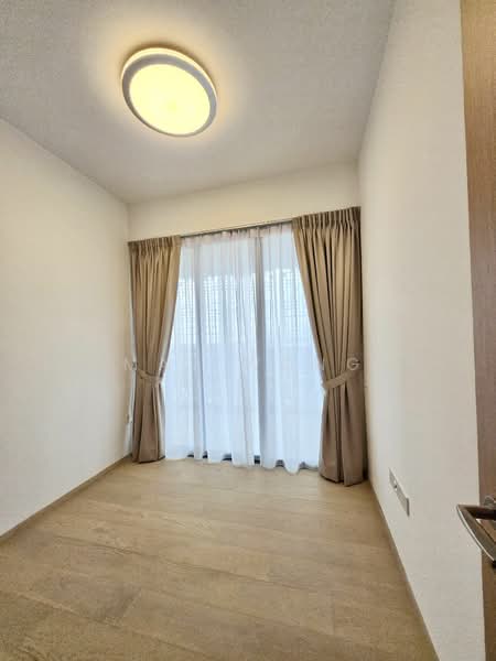 5 Holland Village Way photo 5
