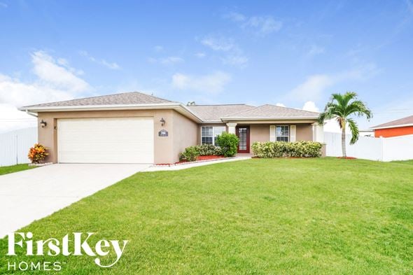 206 NE 16th Terrace, Cape Coral, FL, 33909