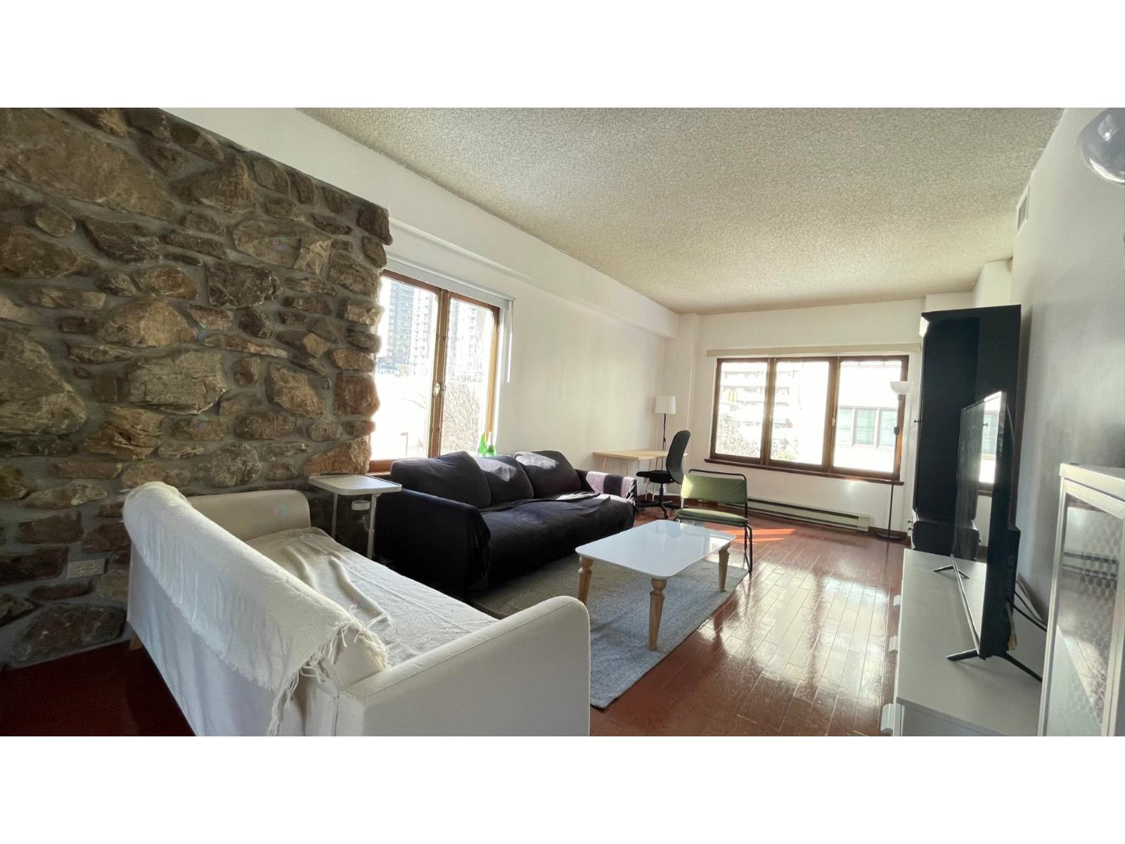 1440 Rue Pierce