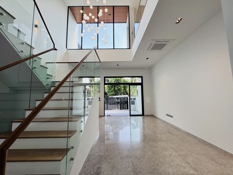 near to Sembawang Beach, call 8130 3636 to view
