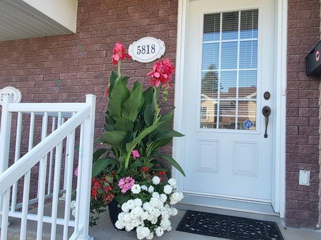 5818Z Boul. St-Jacques