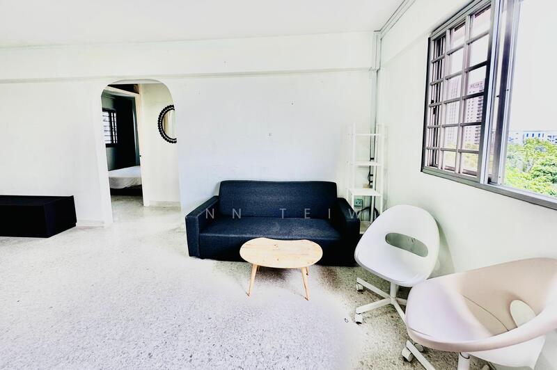 305 Clementi Avenue 4 photo 4