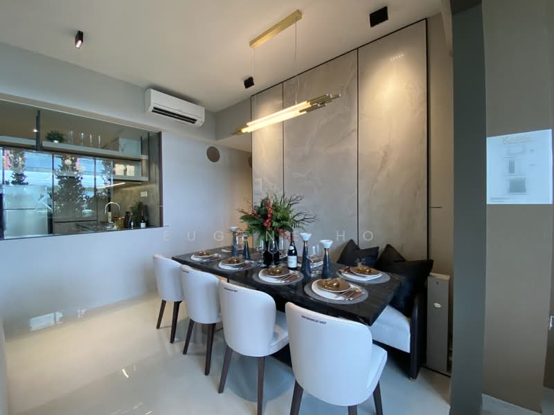 31 Flora Drive photo 2