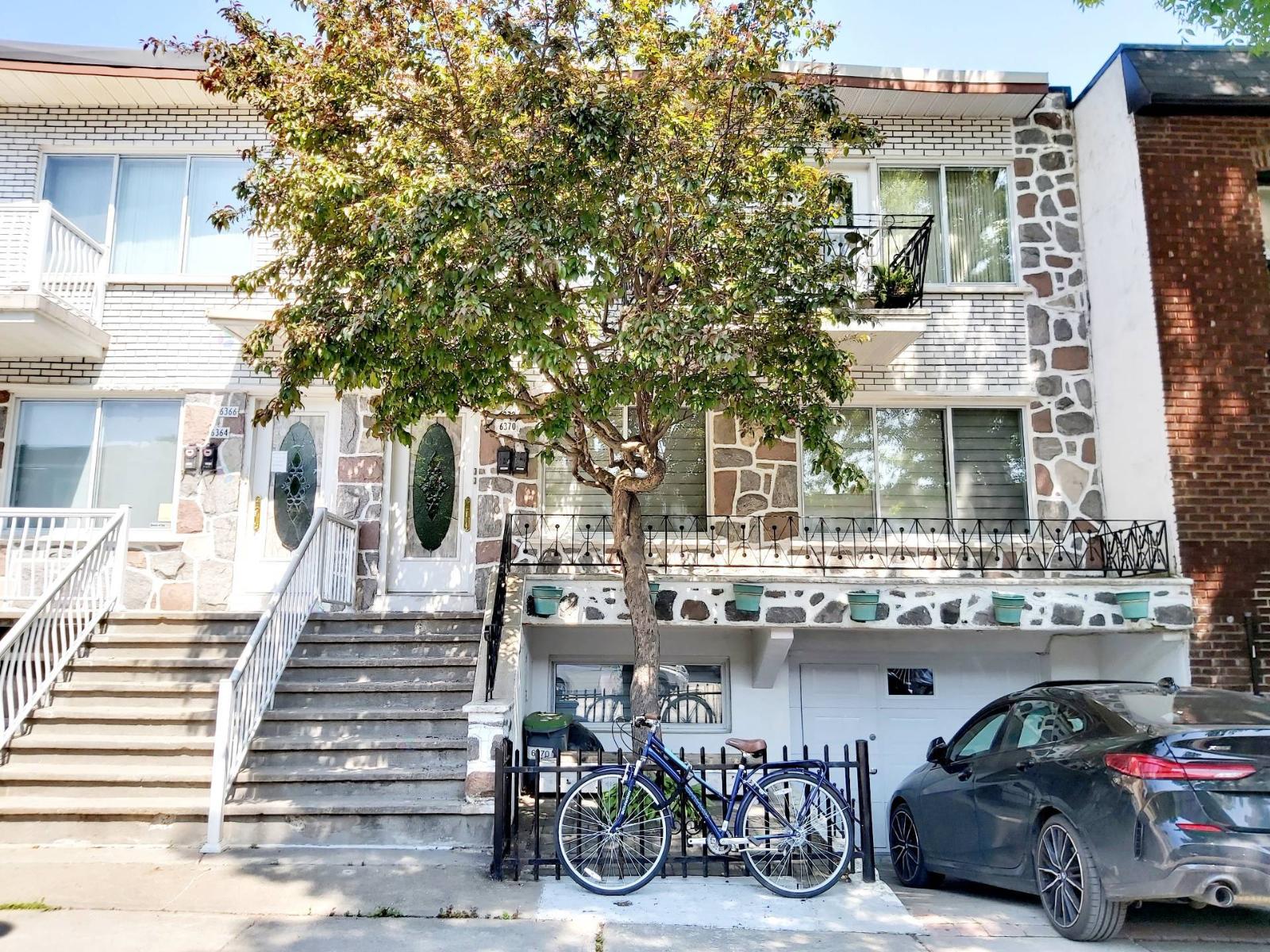 6372 Rue Mazarin