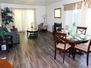 580 West Fargo Ave, Hanford, CA, 93230 photo 3