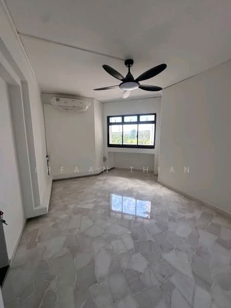 WOODLANDS AVENUE 4 photo 3