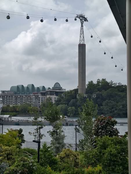 20 Harbourfront Avenue photo 3