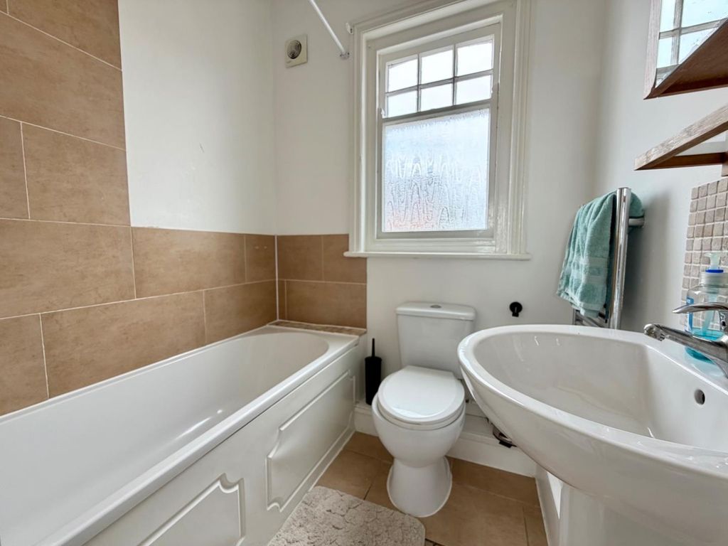 Additional image 8 of 3 bed terraced house for saleCassiobury Road, Weymouth DT4