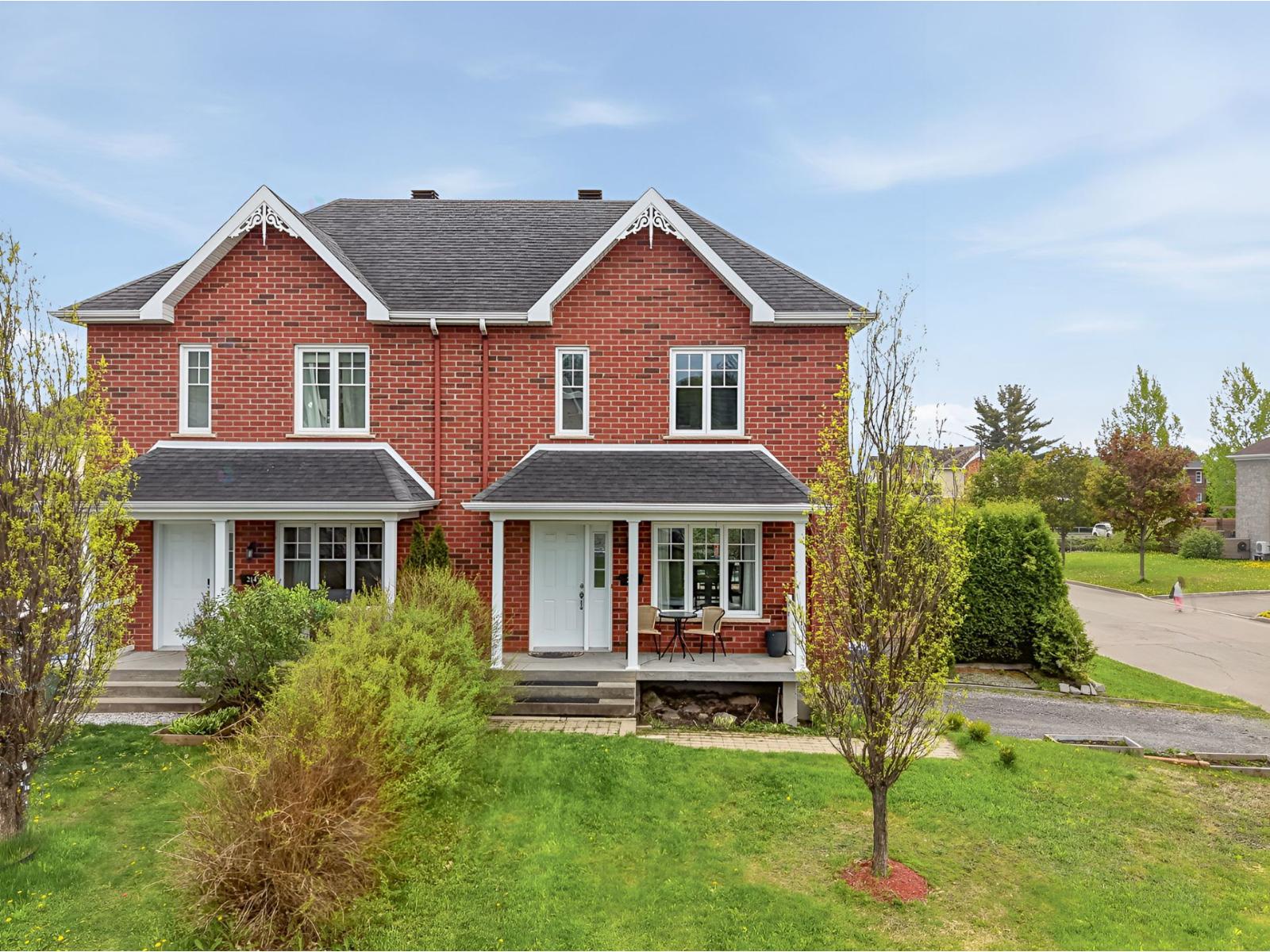 212 Rue Albert-Ouellet