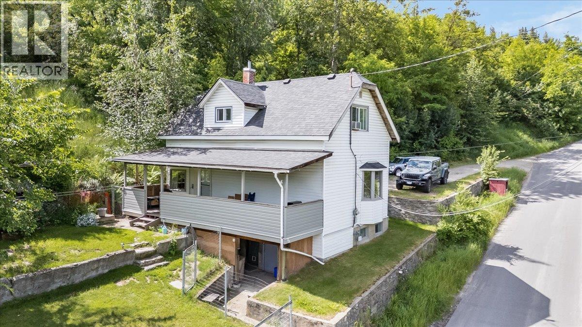 96 RESERVOIR Road