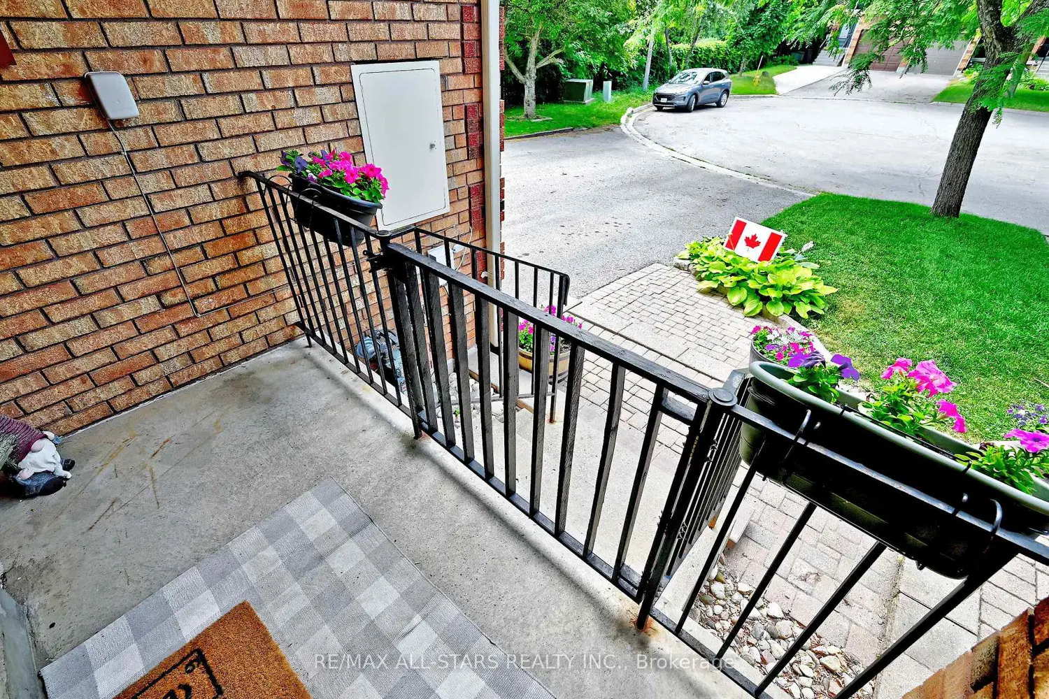 9 Opal Court
