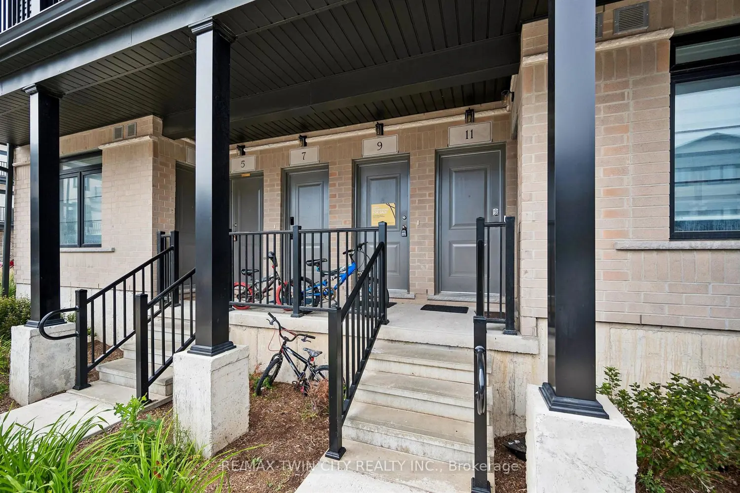 9 Lomond Lane photo 2