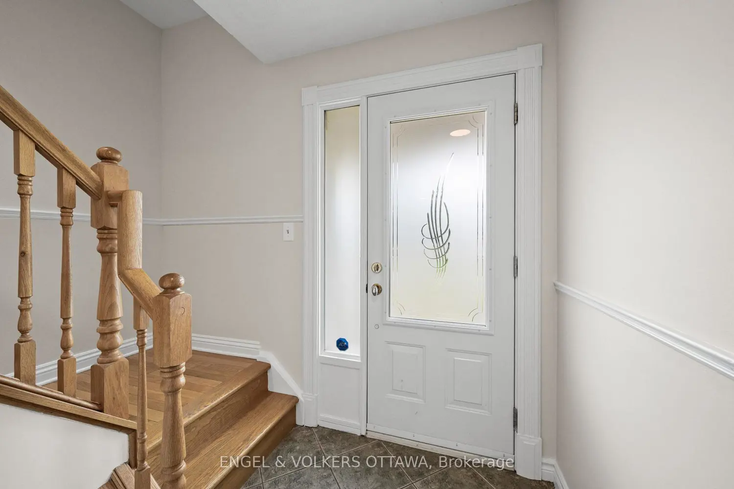 25 Antler Avenue photo 3