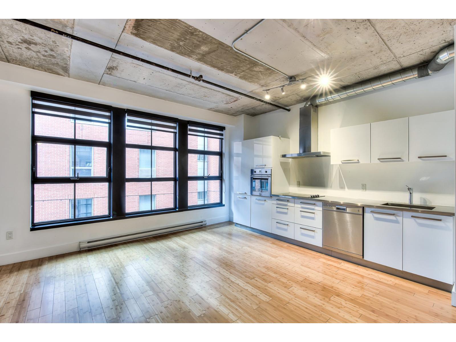 1061 Rue St-Alexandre