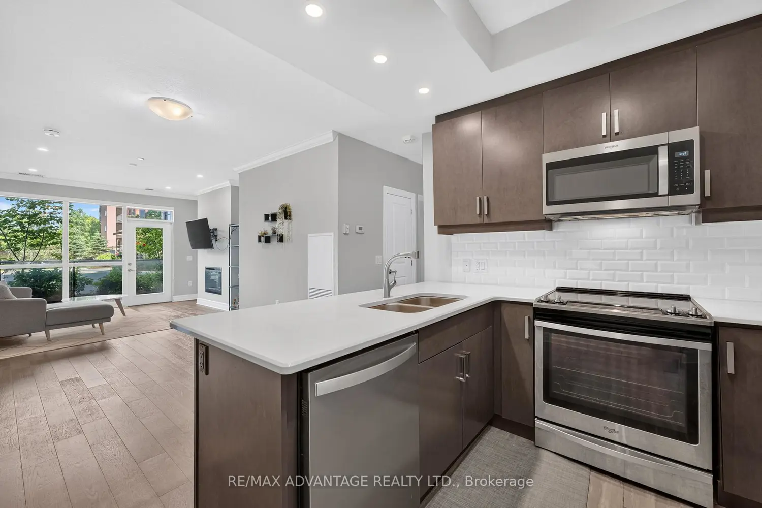 1200 Commissioners Road 118 photo 4