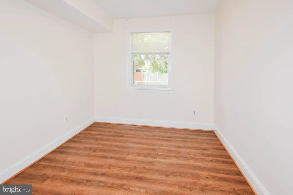 1729 Gales Place NE, Washington, DC 20002