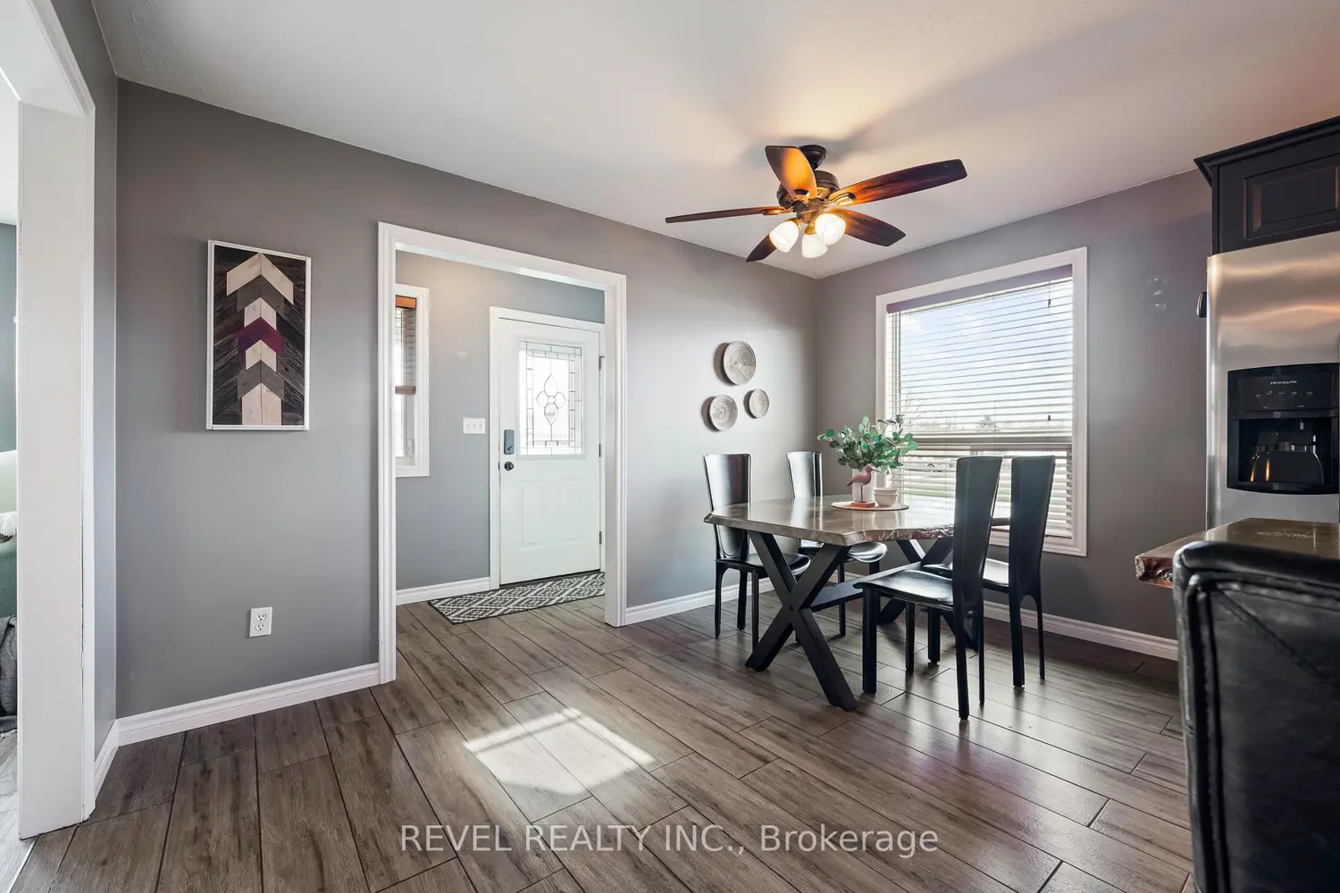 771 Princess Street photo 3