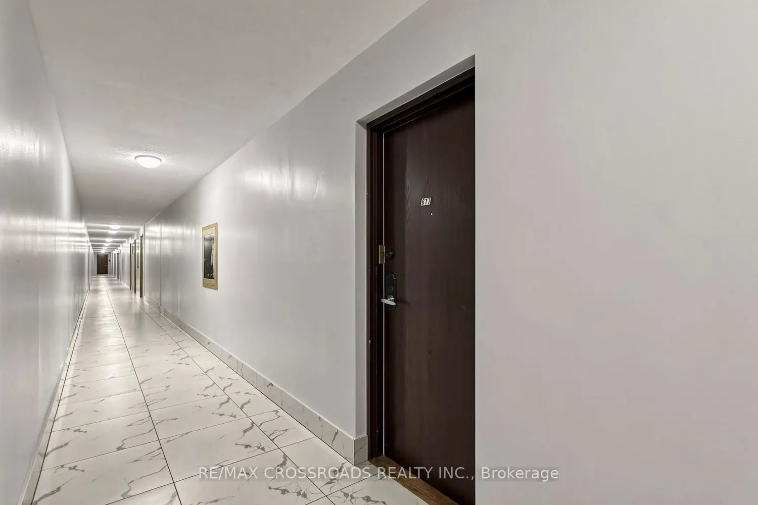 100 Dundalk Drive 817 photo 5