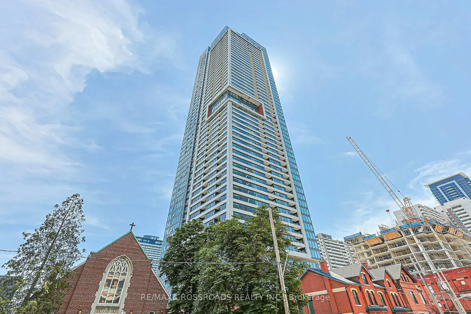 609 Sherbourne Street 2801