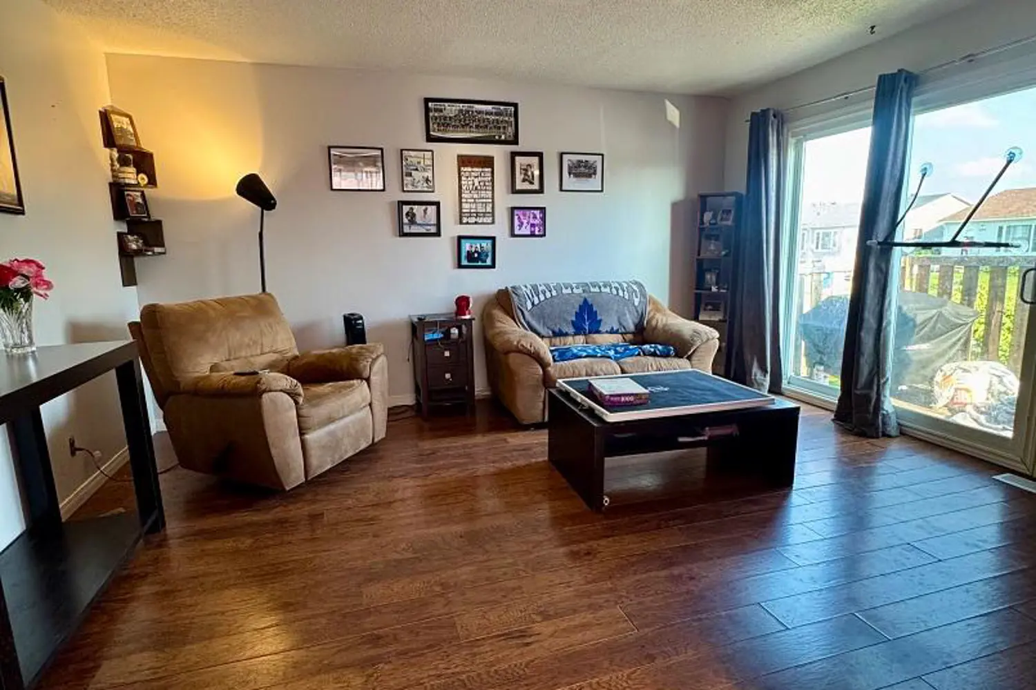 538 Martin Avenue photo 2