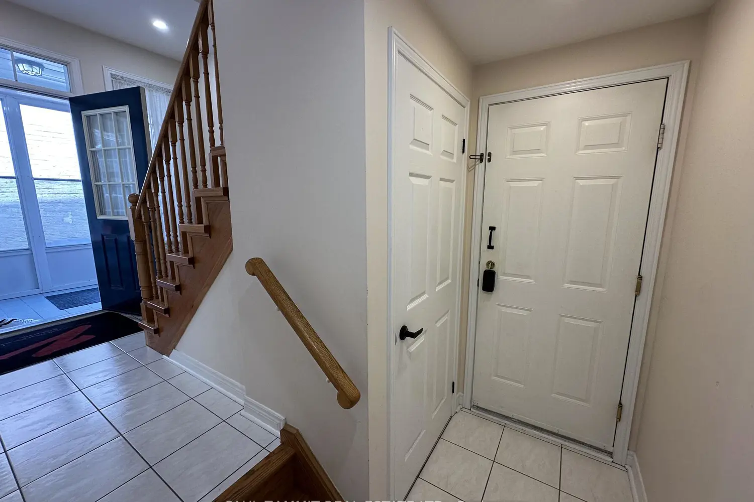 103 Scoville Square photo 5