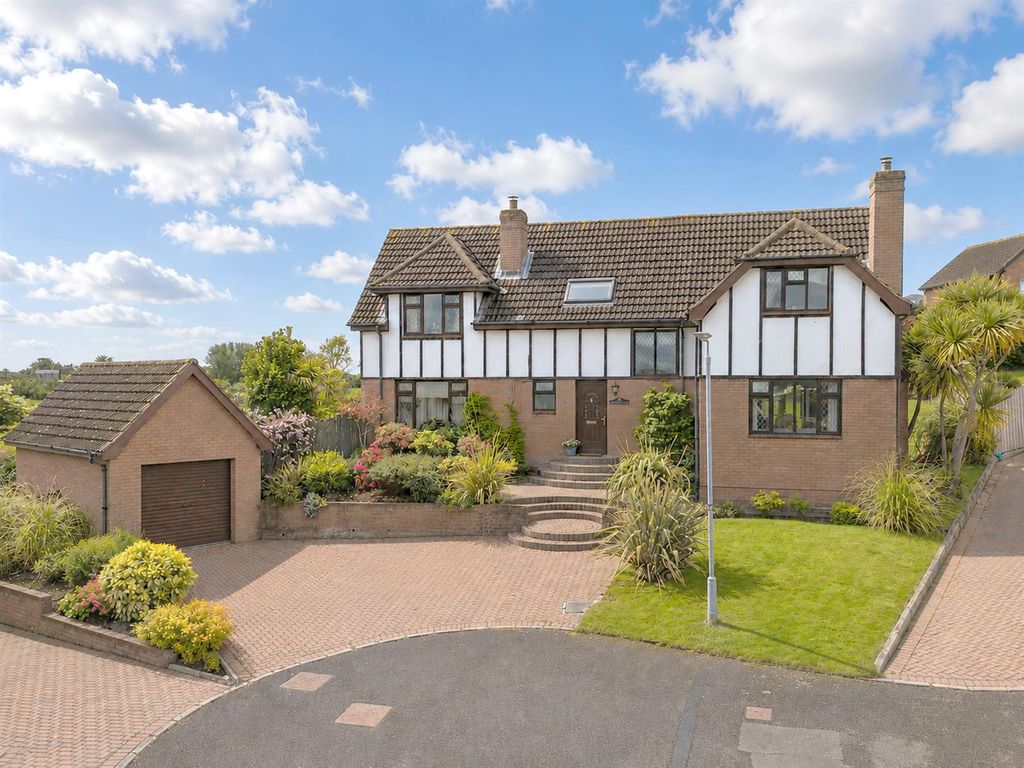 4 bed detached house for sale8 Newtown Park, Newtownards BT23