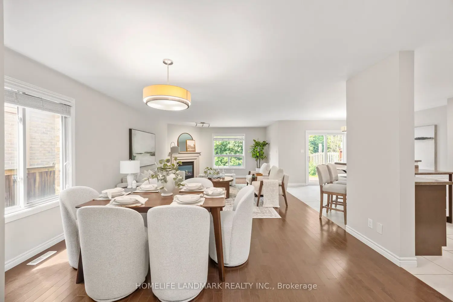 1166 Smither Road photo 3