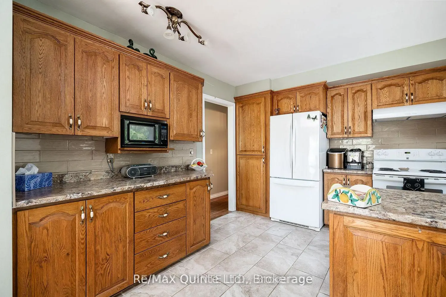 12180 Highway 62 photo 5