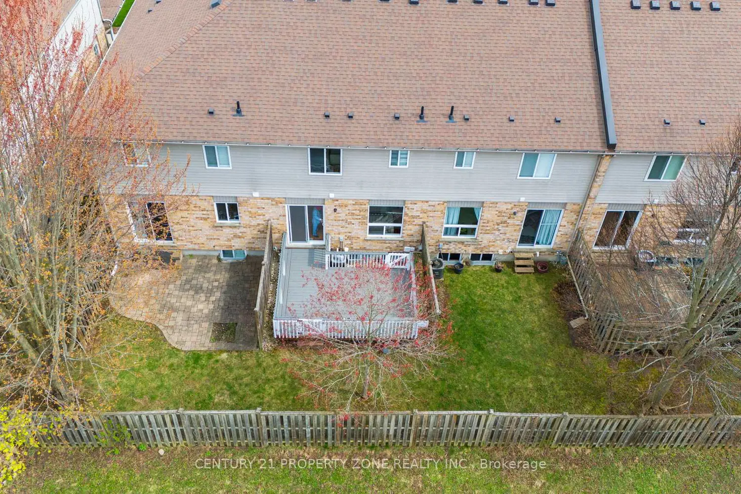 210 Dawn Avenue 35 photo 2