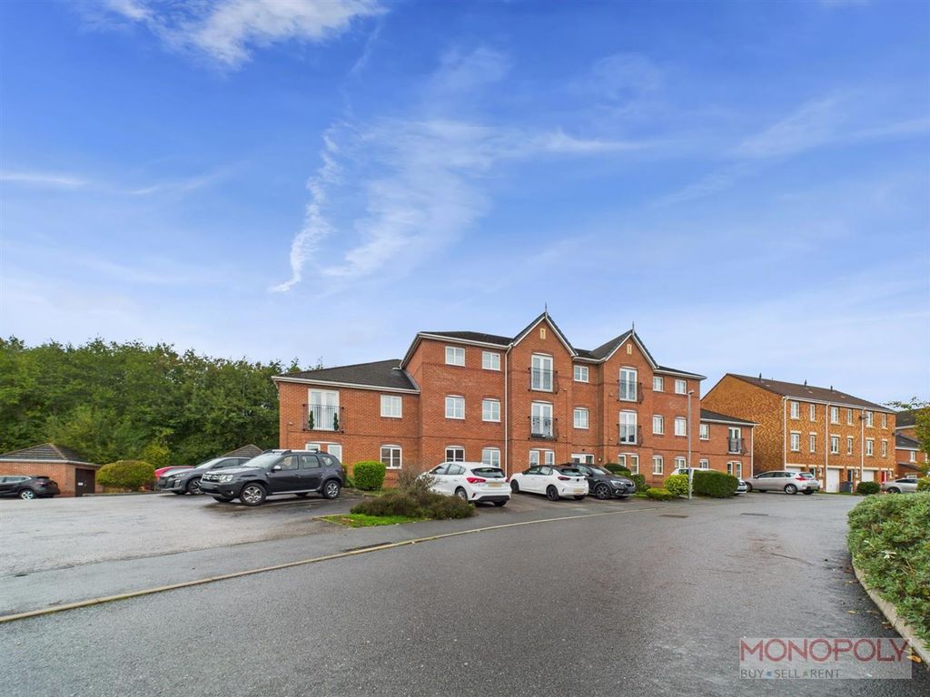 1 bed flat for salePendinas, Wrexham LL11