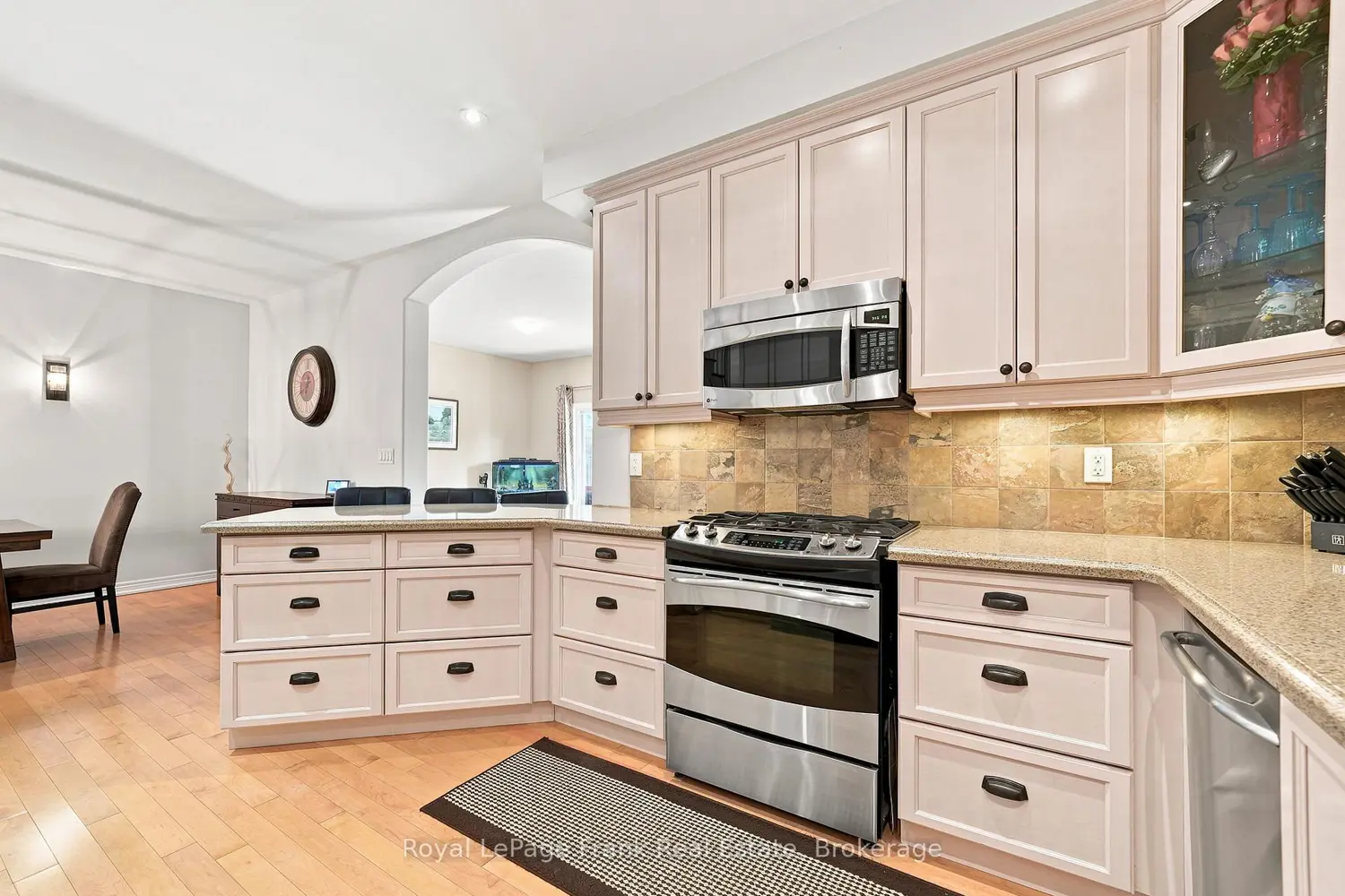55 King Street photo 2