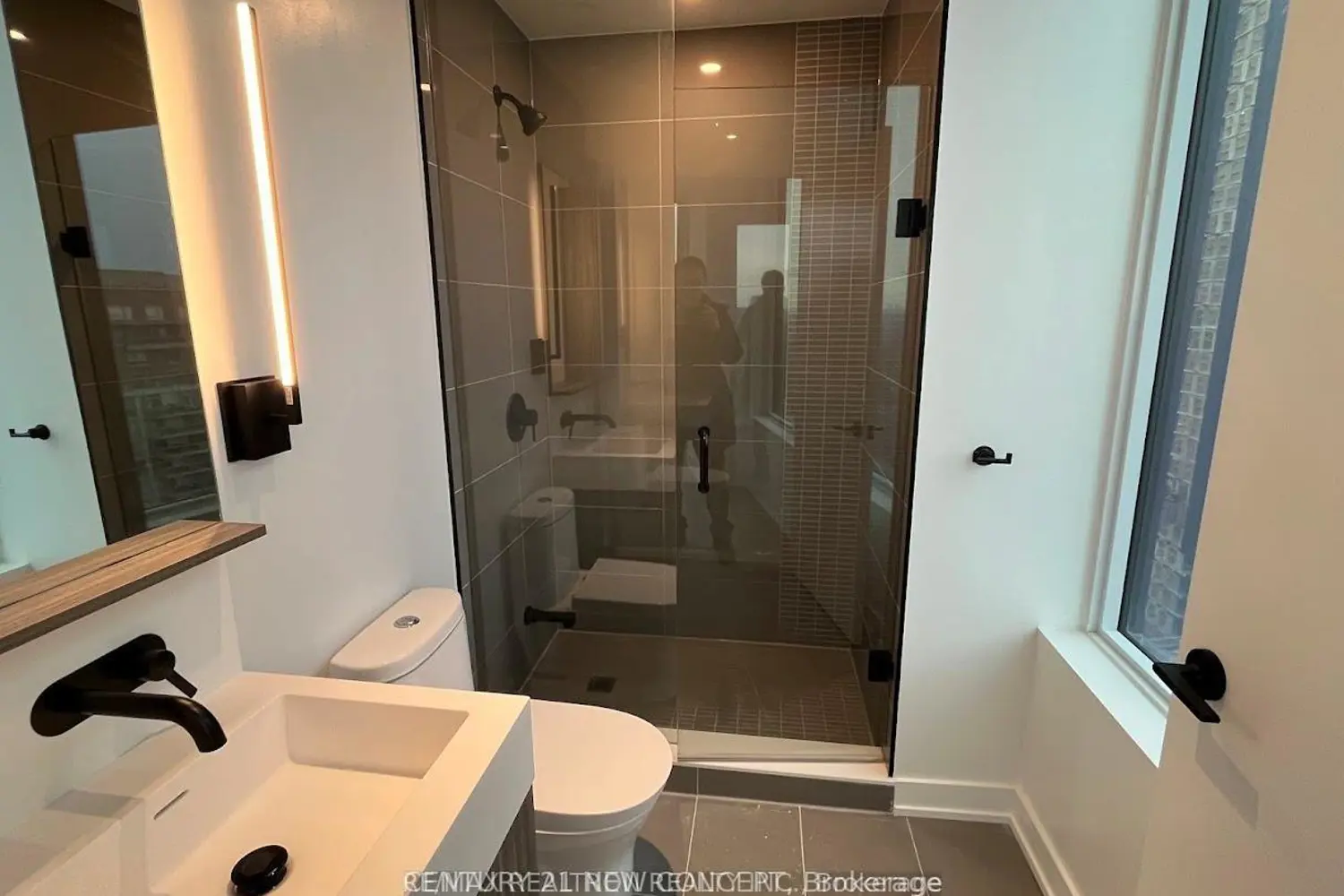 117 Broadway Avenue 1109 photo 2