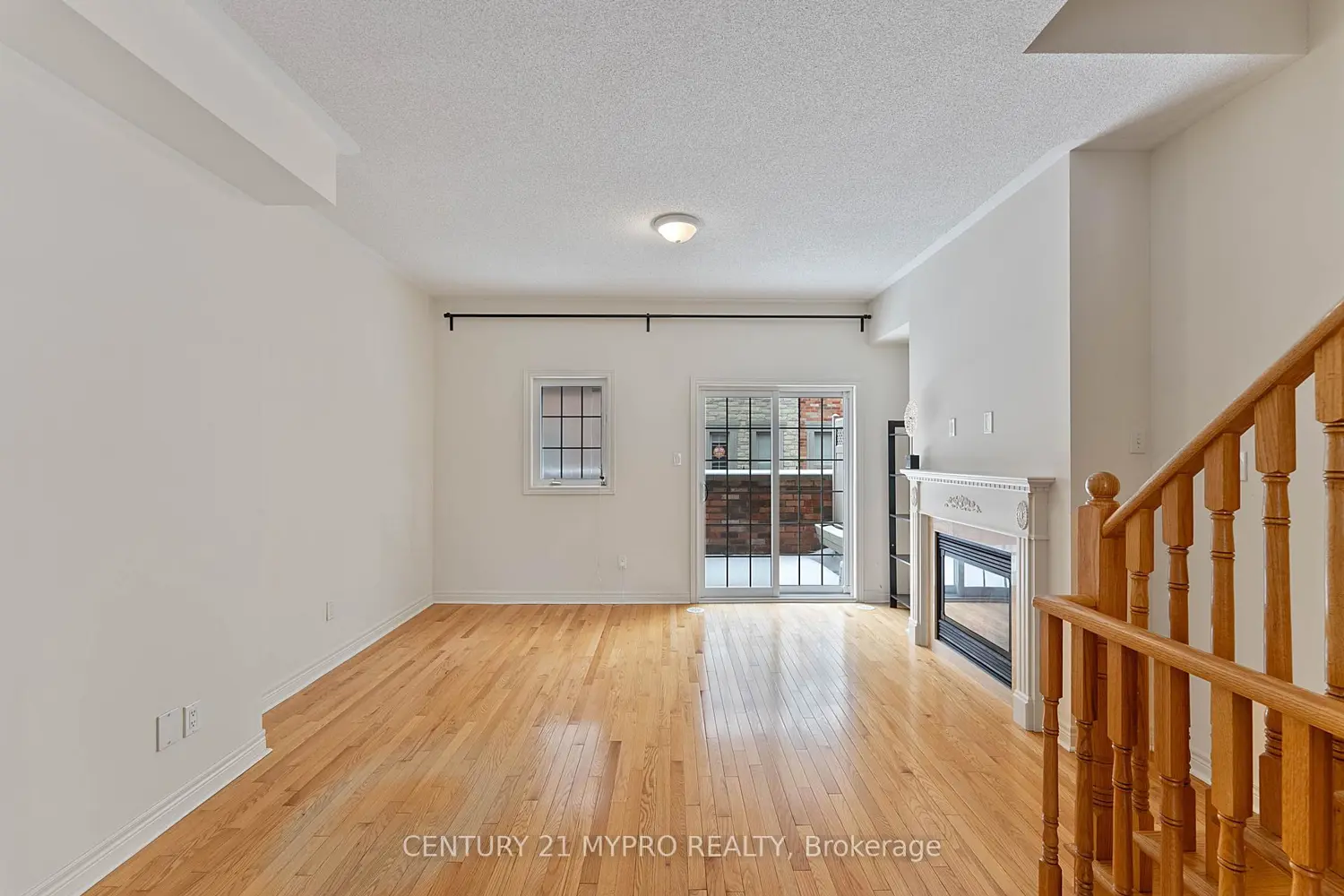 175B Finch Avenue photo 5