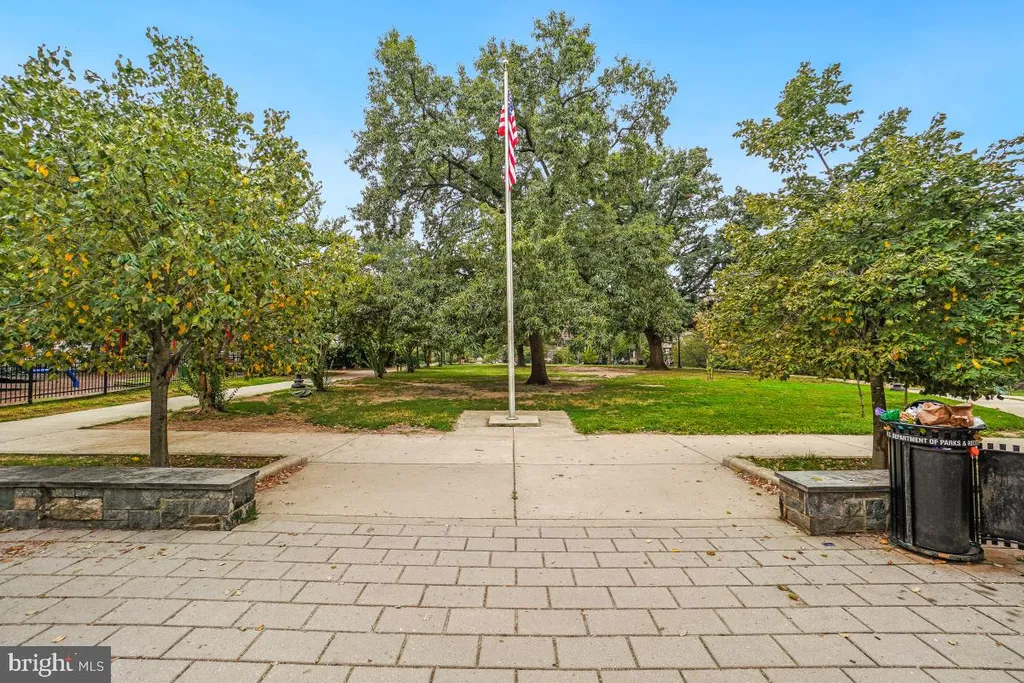 1954 Columbia Road NW Unit 308, Washington, DC 20009