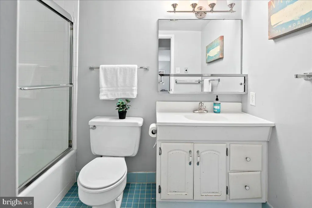 3001 Veazey Terrace NW Unit 322, Washington, DC 20008
