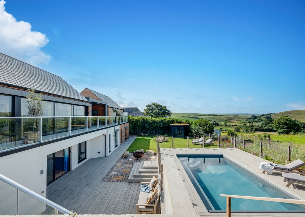 6 bed detached house for saleTrebetherick, Wadebridge PL27