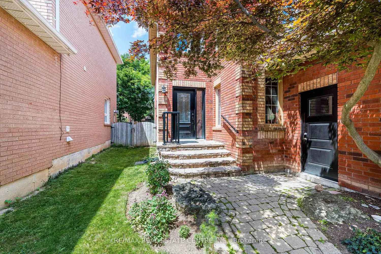 14231 Argyll Road photo 2