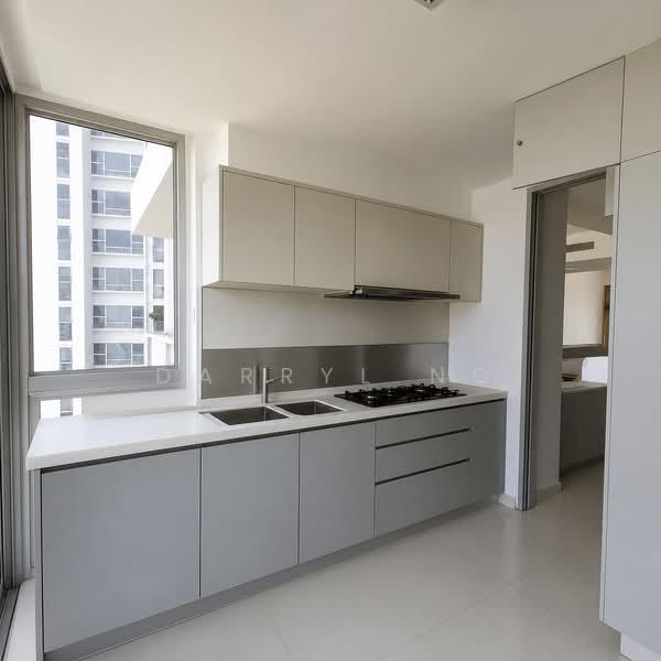 5 Thomson Lane photo 5