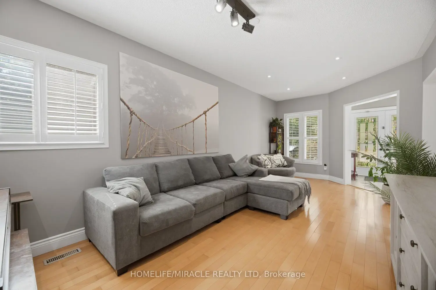 6089 Carradine Court photo 5