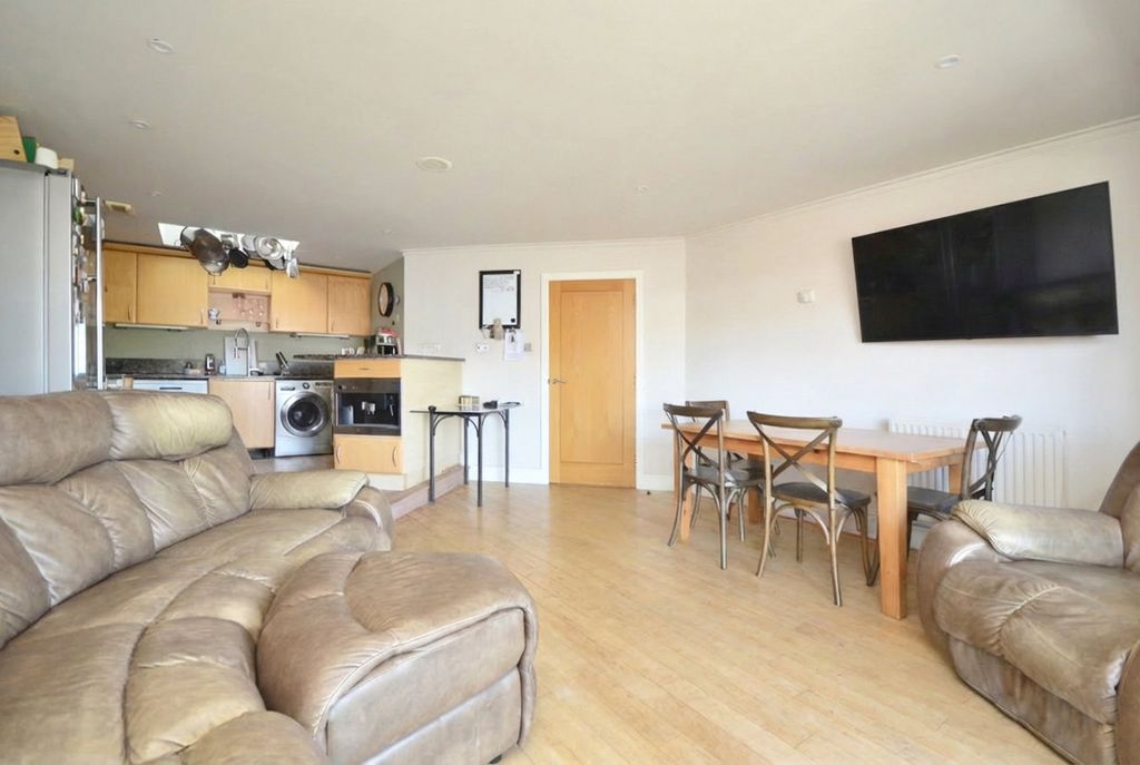 4 bed flat for saleRedcliff Backs, Bristol BS1 photo 2
