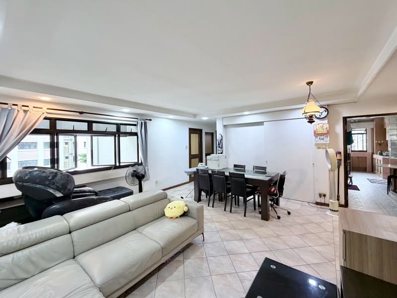 621 Senja Road photo 2