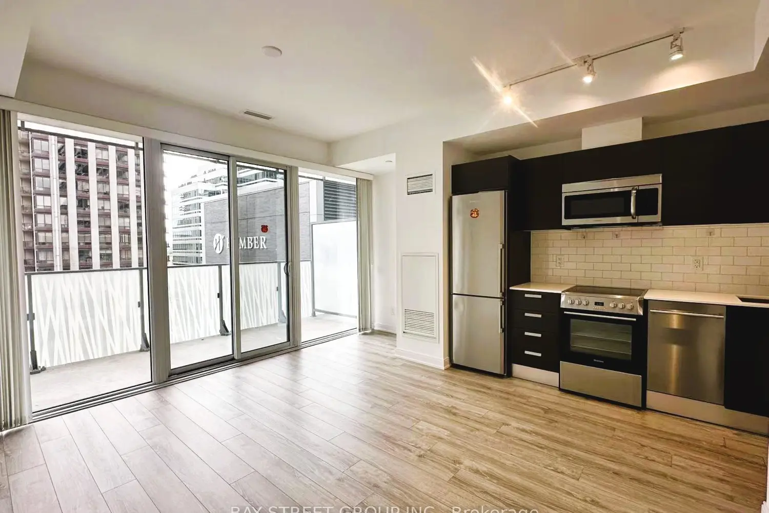 42 Charles Street 1108 photo 4