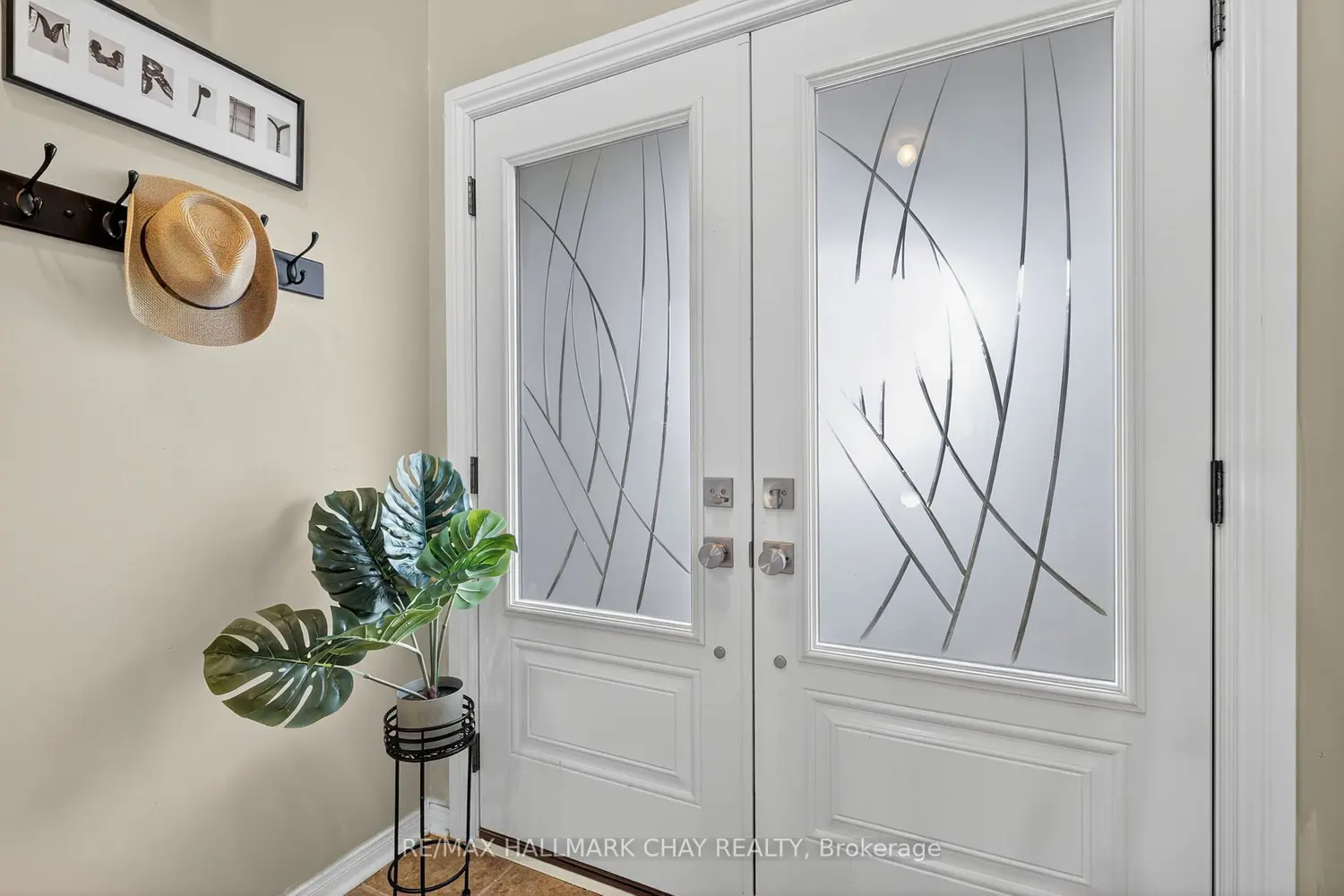 120 Tunbridge Road photo 2
