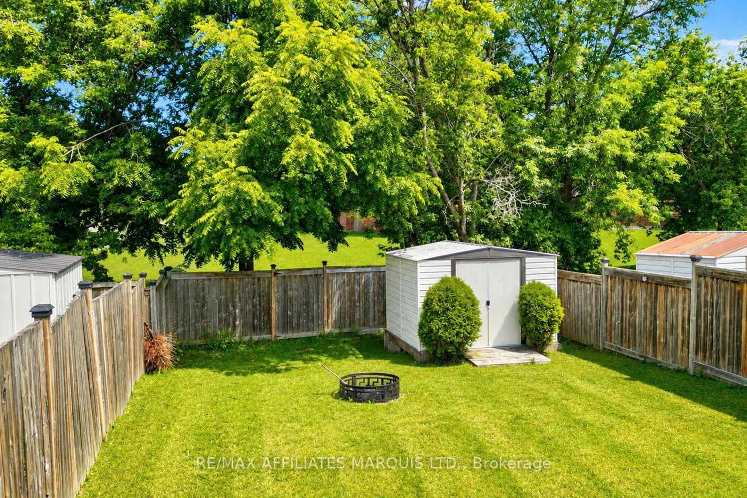 3310 Northdale Drive photo 3