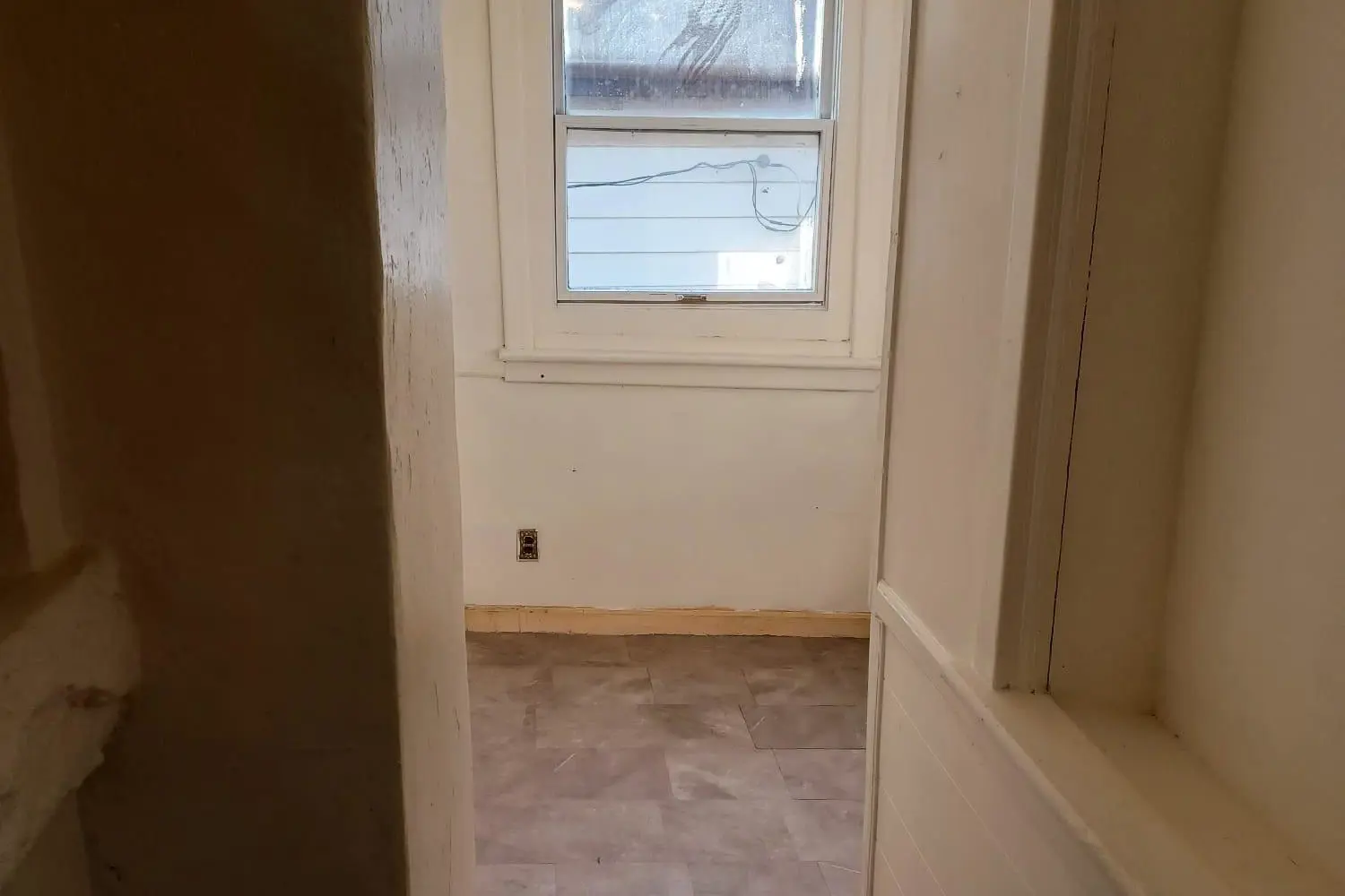4 Rosemont Avenue photo 2