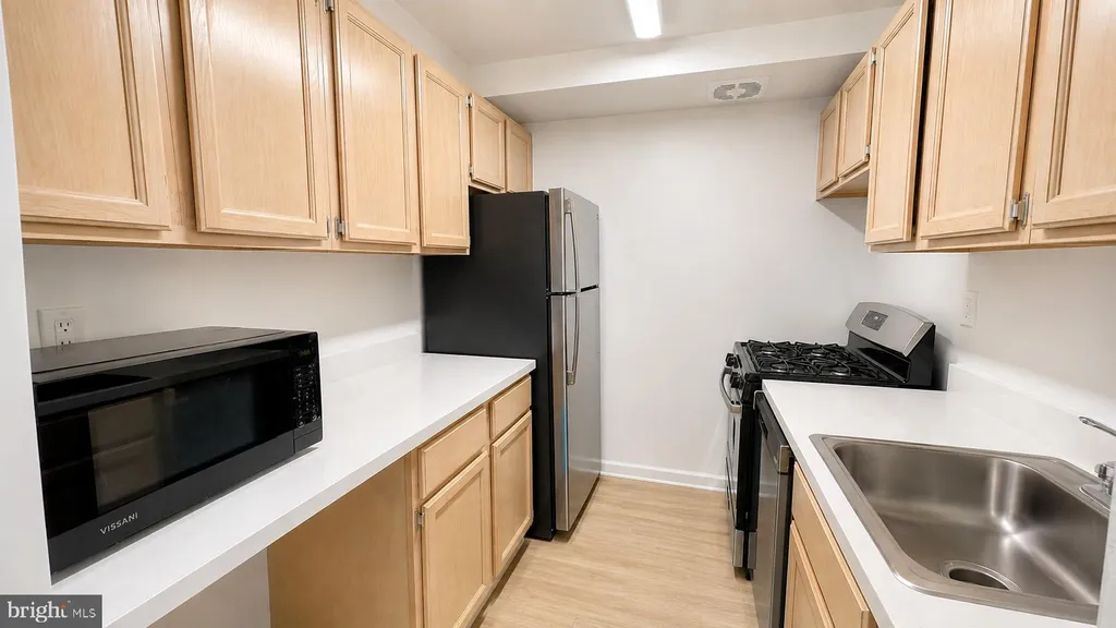 4465 Macarthur Boulevard NW Unit 106, Washington, DC 20007 photo 5