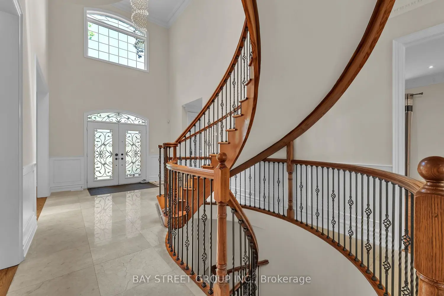 24 Murray Avenue photo 3