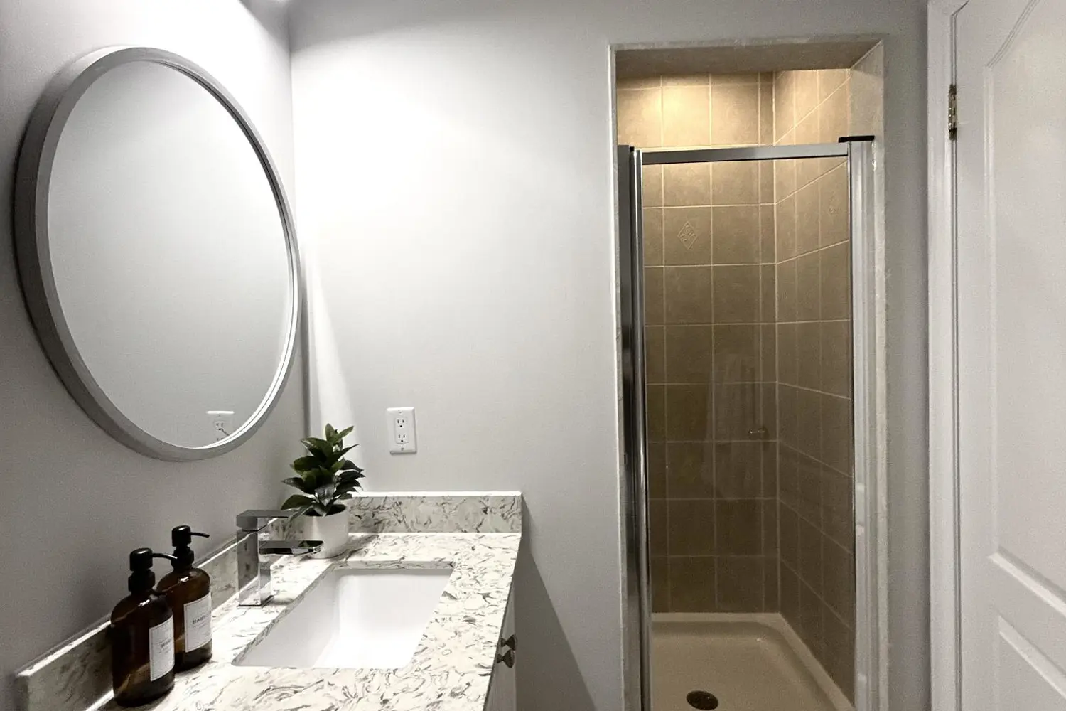 36 Princess Diana Drive photo 4
