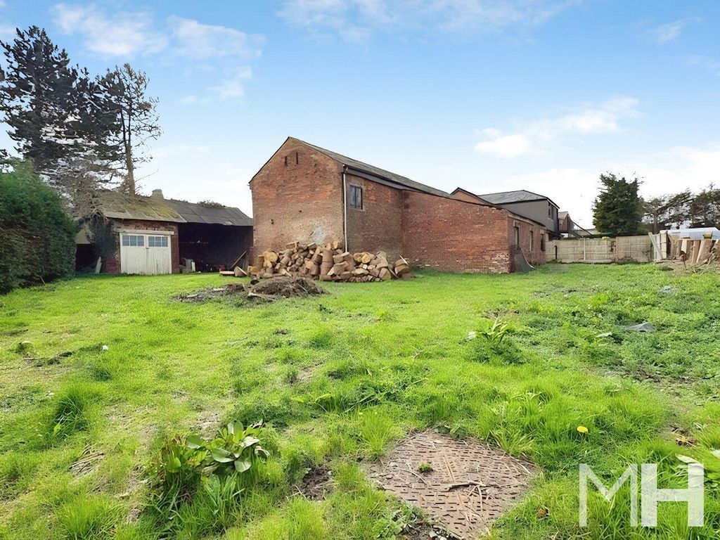 Land for saleTaylors Farm Barn, Chapel Lane, New Longton, Preston PR4